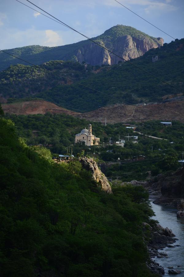ホテルCasa Real De Minas De Batopilas エクステリア 写真